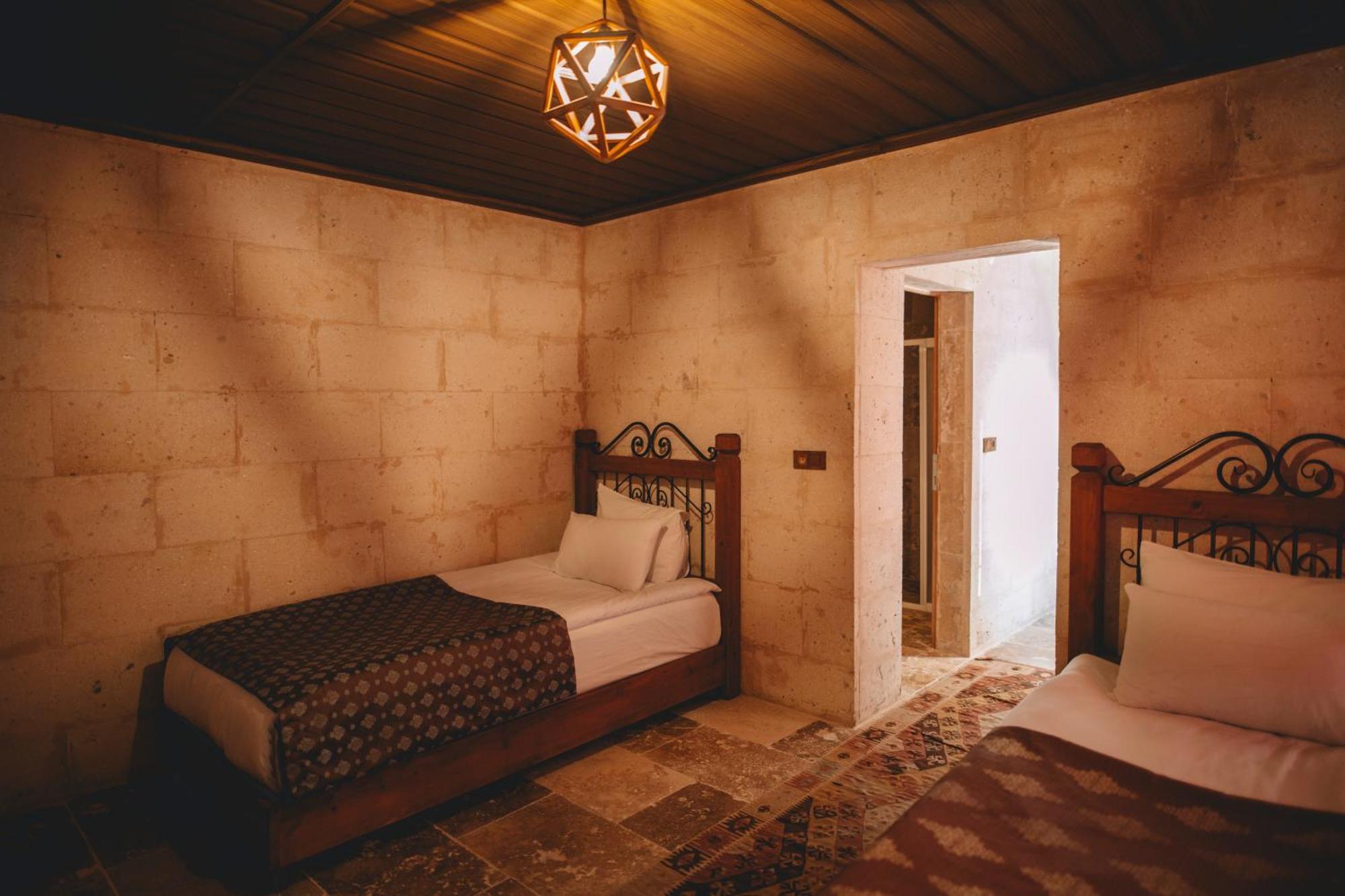 Bed and Breakfast Cavusin Cave House-Cappadocia Göreme Zewnętrze zdjęcie