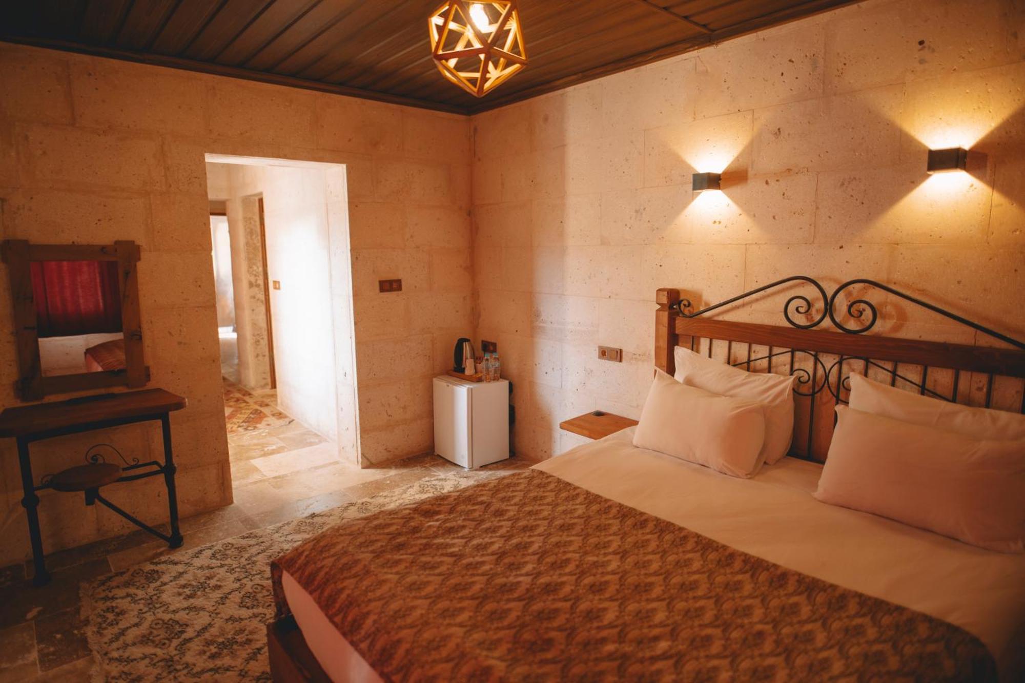 Bed and Breakfast Cavusin Cave House-Cappadocia Göreme Zewnętrze zdjęcie