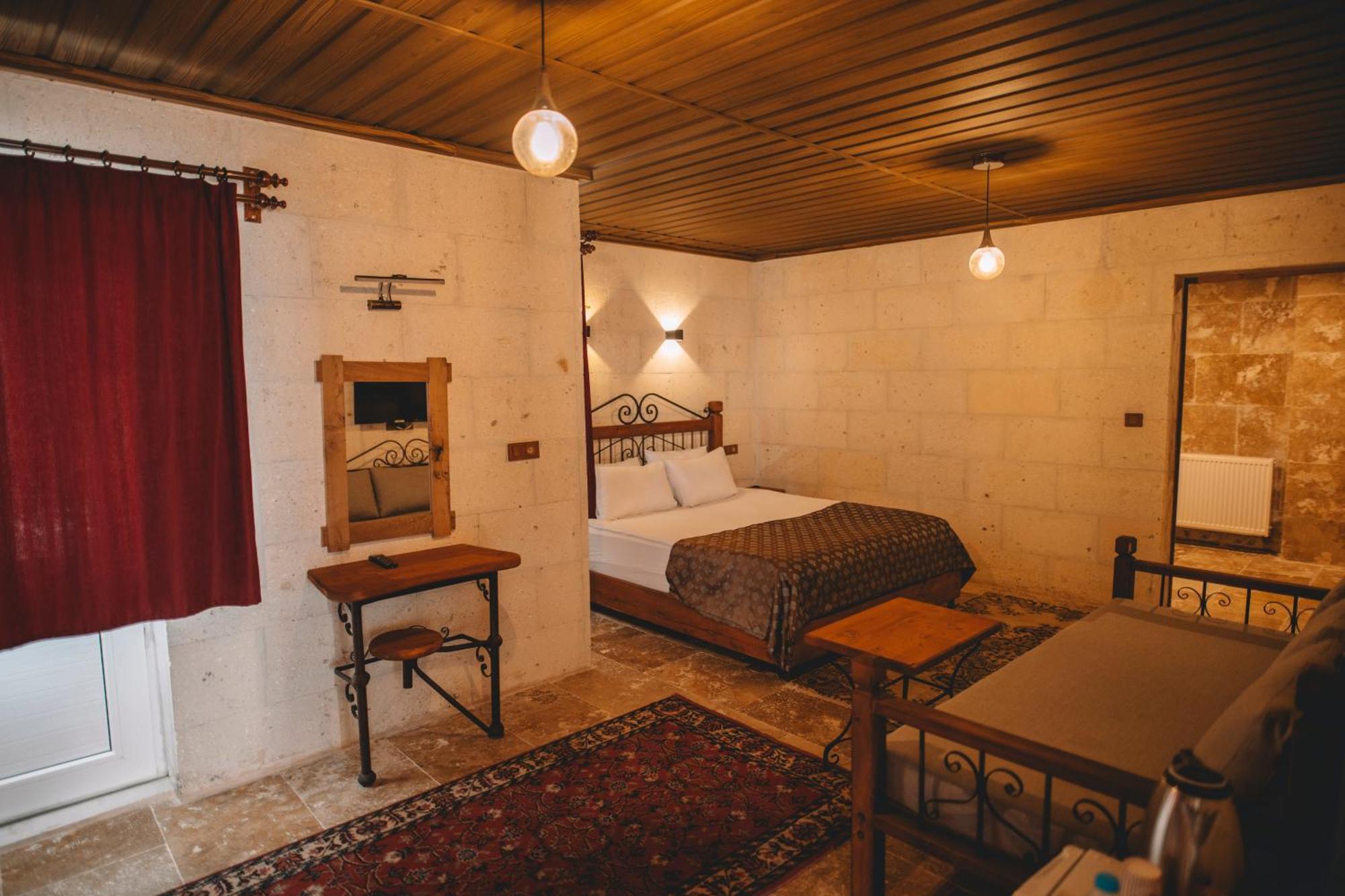 Bed and Breakfast Cavusin Cave House-Cappadocia Göreme Zewnętrze zdjęcie