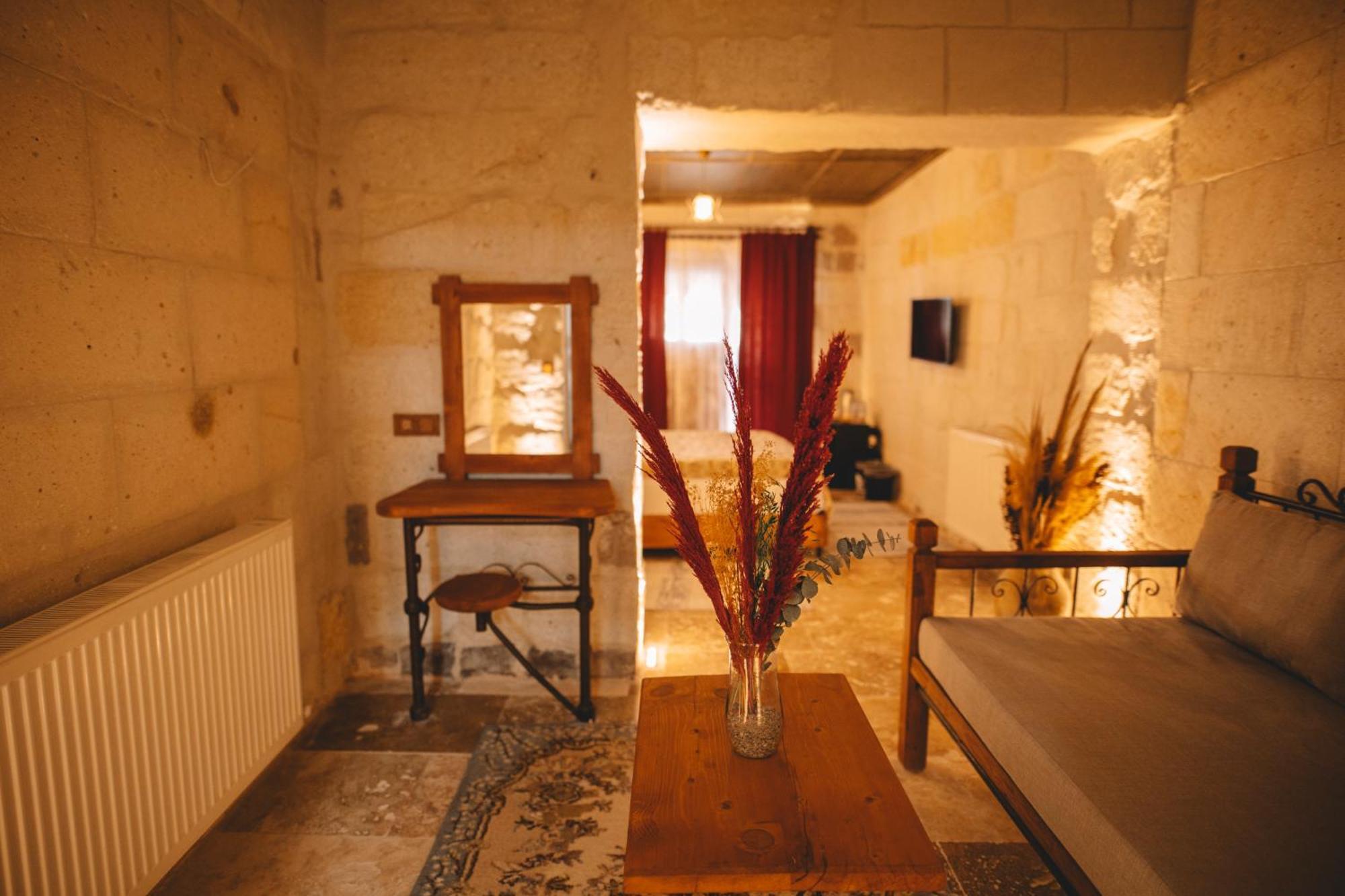 Bed and Breakfast Cavusin Cave House-Cappadocia Göreme Zewnętrze zdjęcie